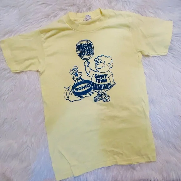 🔥SOLD🔥VINTAGE 70s Butter Yellow Single Stitch Graphic Tee - Picture 2 of 7